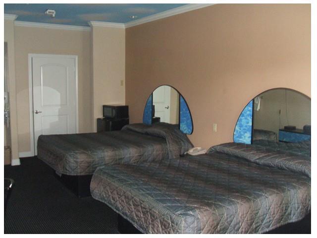 Scottish Inn&Suites Houston-Jones Road Habitación foto